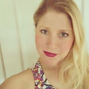 Meet your Posher, Loretta